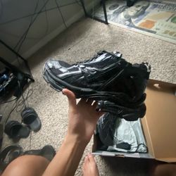 Balenciaga Runners Black