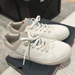 On Shoes  The Roger Advantage