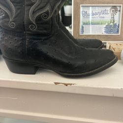 Sedona Boots Very Good Condition ‘ostrich’
