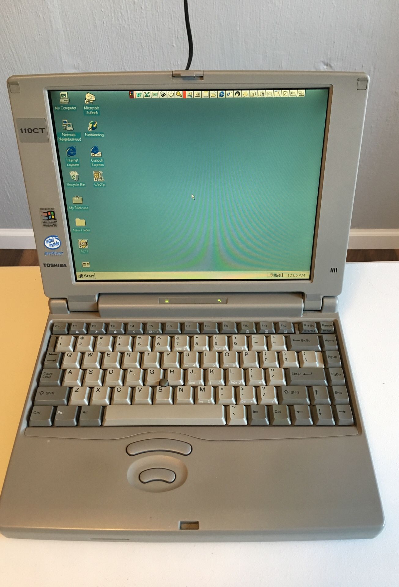 Toshiba Satellite 110CT. Vintage Laptop. Running Smoothly in Win 95’