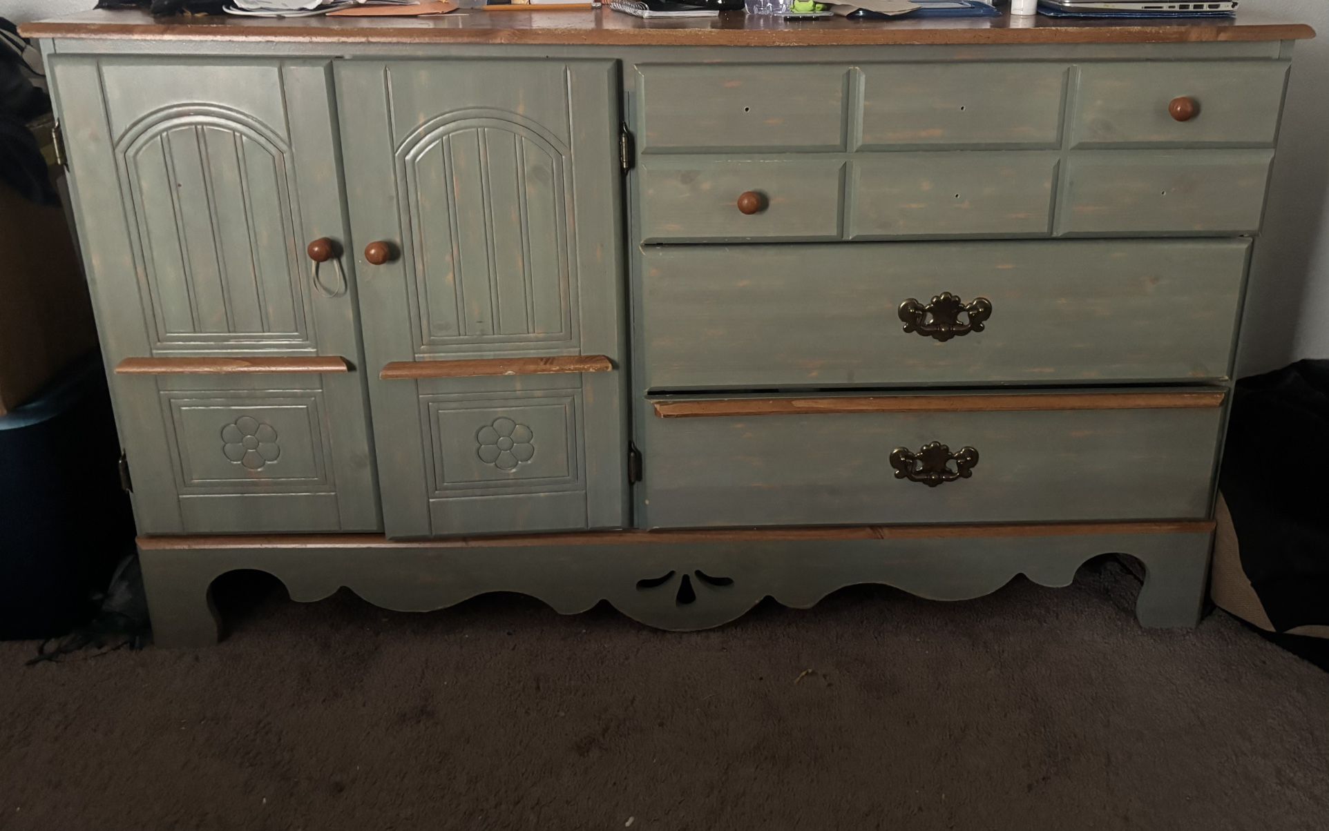 Dresser W/Mirror