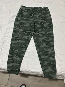 Cargo joggers & shorts