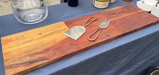 2 Tone Wood Grain Charcuterie Board with Copper Utility Utensils