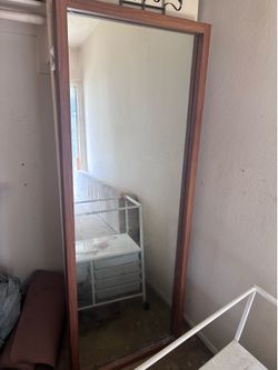 6’0 foot standing mirror