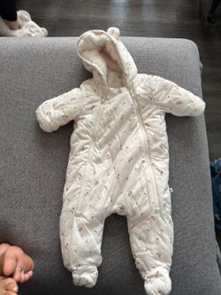 3-6 M Baby Gap Floral Sherpa Lined Hooded Bear Ear Footed Snowsuit Bunting