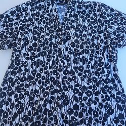 APT.9 Black and white flowered shirt