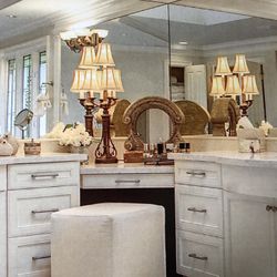 Lamp, Mirror & Cube Stool