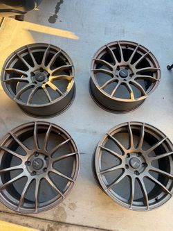 Avid1 AV20 Bronze Wheels – Set of 4 and Braum racing seats
