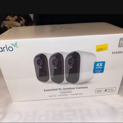 Arlo Essential XL Outdoor HD Camera (2nd Gen) 3 Pack with 4 Month Subscription