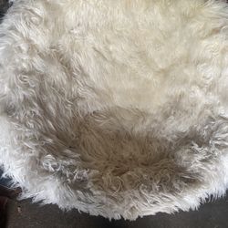 Beautiful Ultra-soft  Chair $$$$reduced