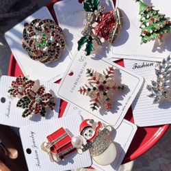 Christmas Pins 