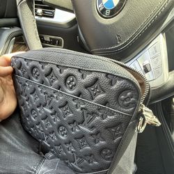 Louis Vuitton Mens Shoulder Bag
