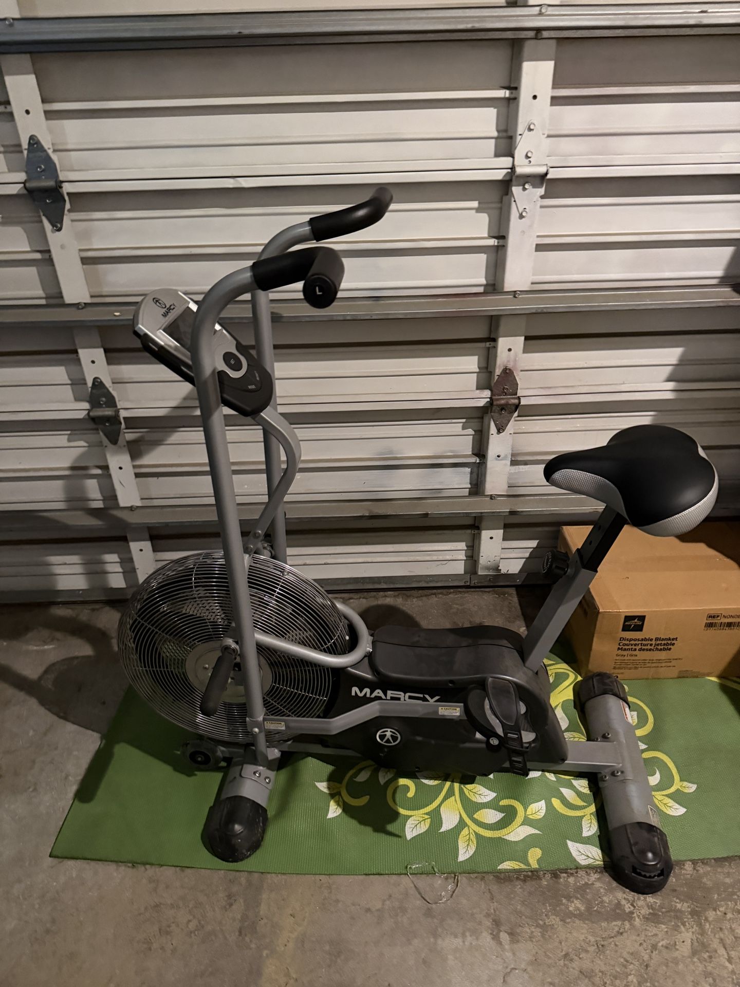 exercise bike works great in excellent condition