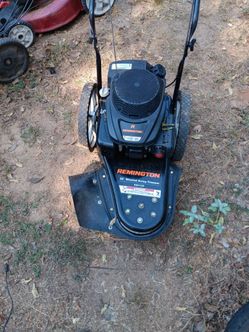 Remington 22in wheeled string Trimmer