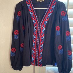 Embroidered Blouse/ Blusa bordada 