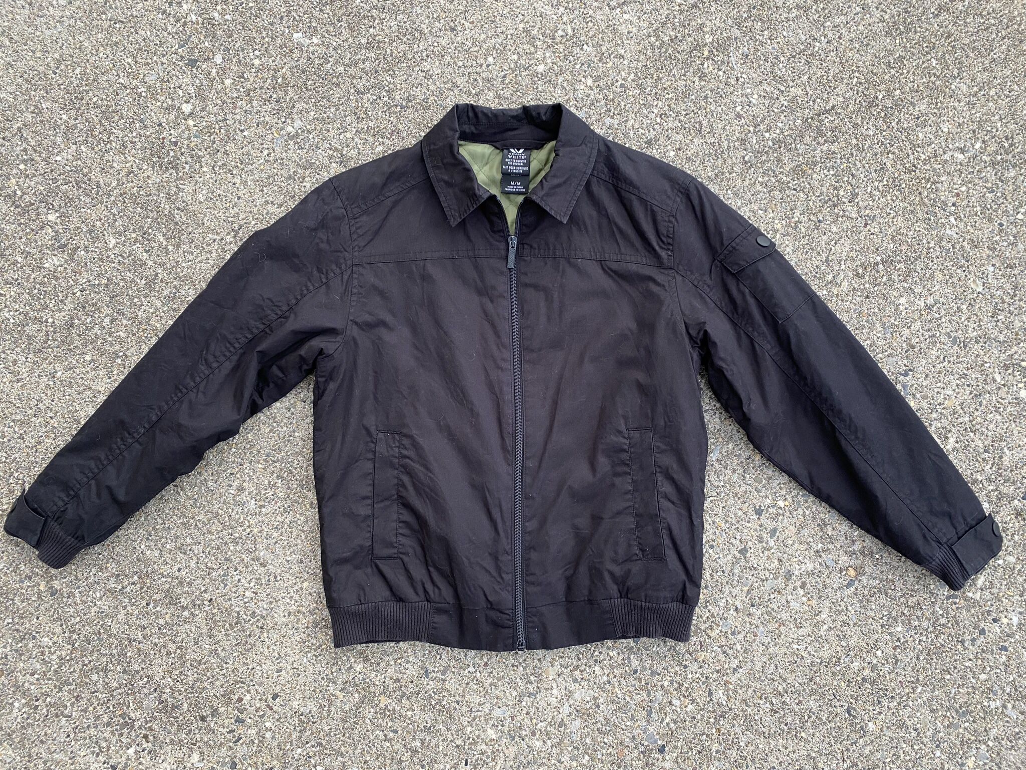 Size M - Shaun White Boys Black Jacket 