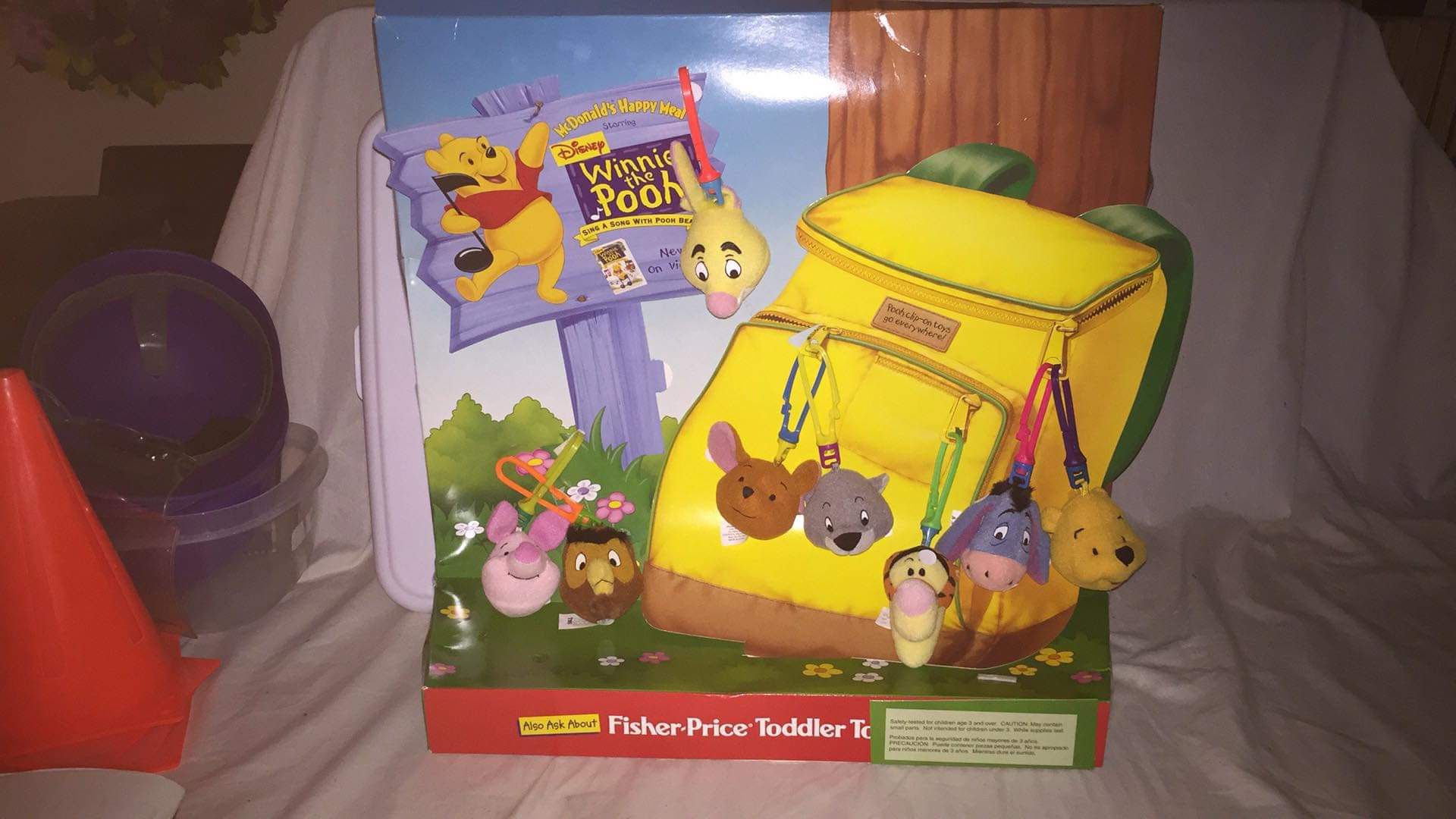 Pooh & Friends Display Board w/clips On Friends