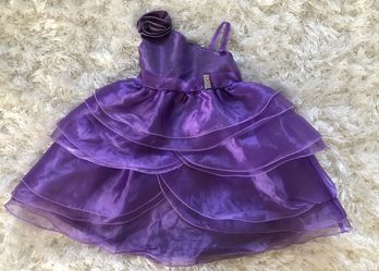 3T purple gown for toddler. Really cute for baby girls. used once