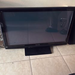 Panasonic 42” Tv