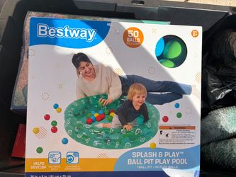 Splash pit and ball pit