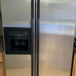 Whirlpool  Refrigerator