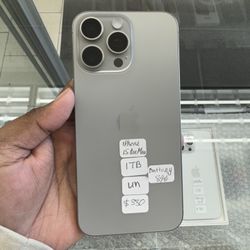 iPhone 15 Pro Max | 1TB | Factory Unlocked 