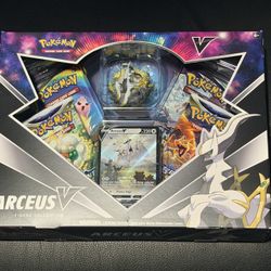 Arceus Figure Collection. 