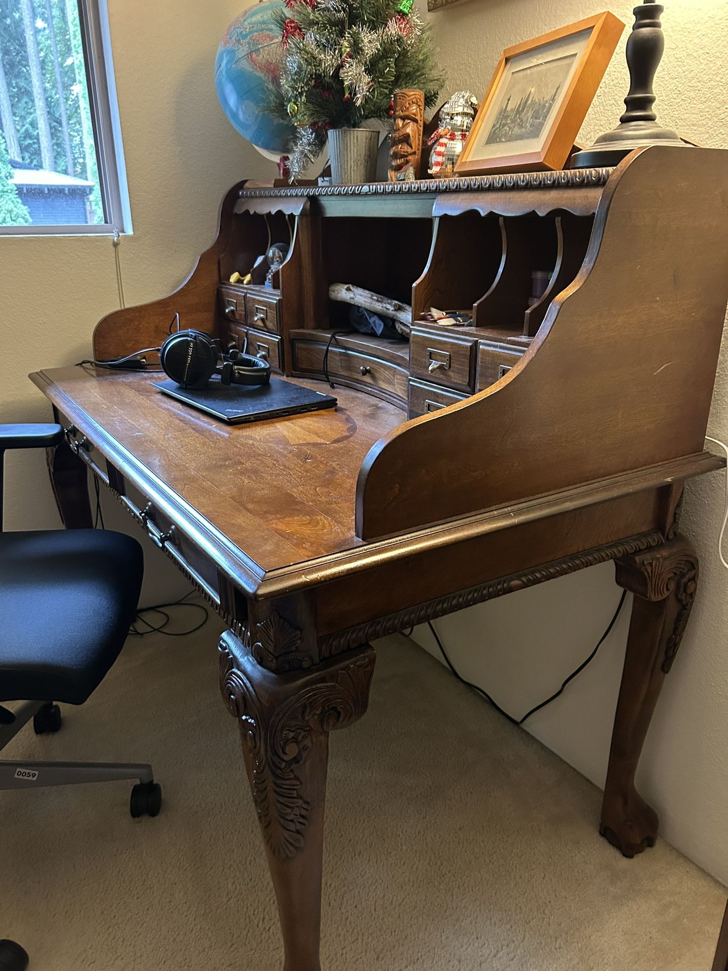 Beautiful Wooden Secretary’s Desk 