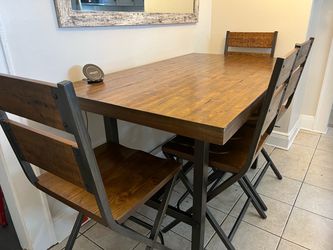 Stoddard Counter-Height Pub Table
