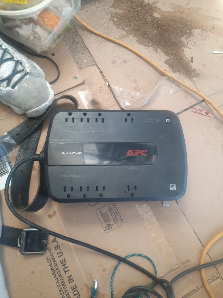 APC Ba K Ups 600