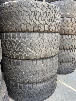 35x12.50r20 bfgodrich Instaled and balanced same price