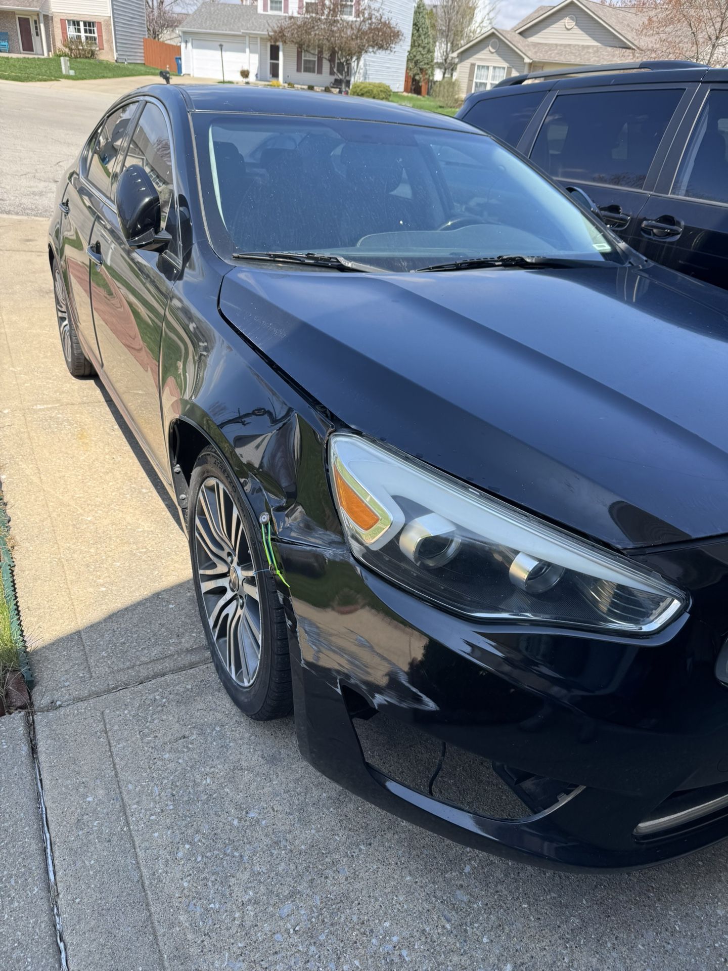 2015 KIA Cadenza