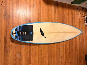 Chilis Surfboard