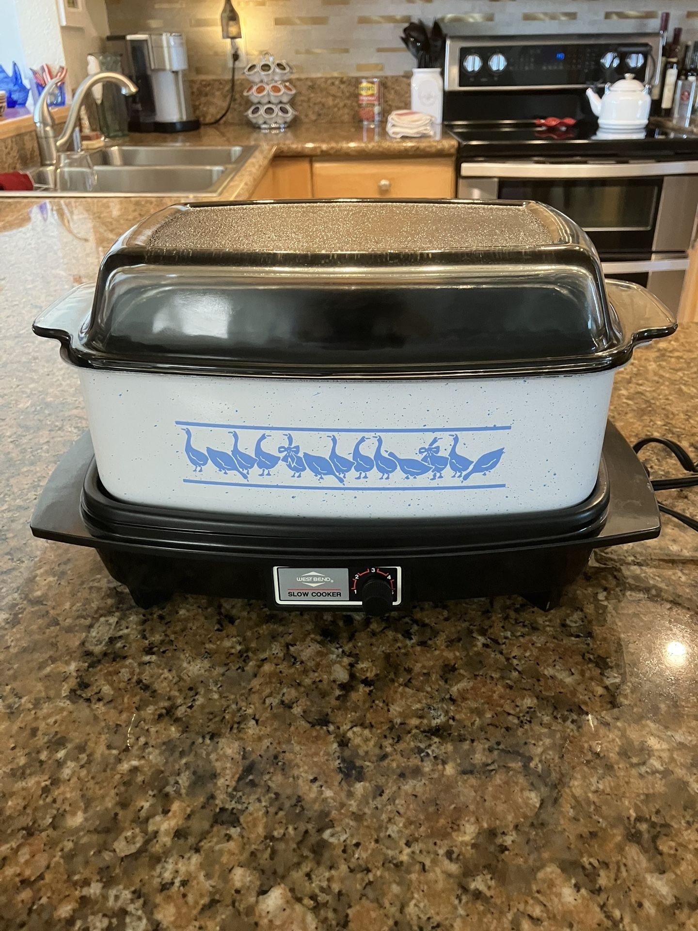 Westbend Vintage 4QT Slow Cooker