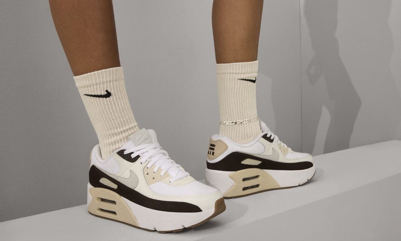 Nike Air Max 90 LV8 Women's shoes