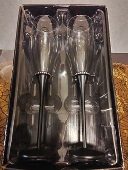 Toasting glasses