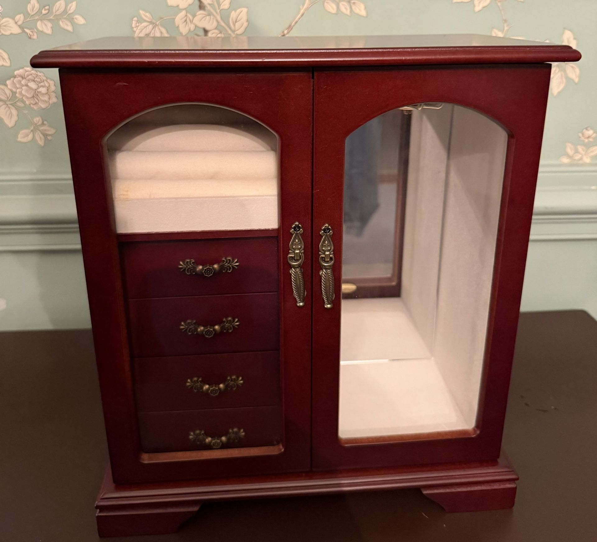 Beautiful Jewelry Box