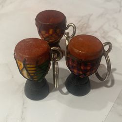 HANDMADE AFRICAN ARTS DRUMS KEYHOLDERS