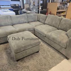 Grey comfy sectional w/ ottoman