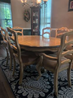 Dining room set