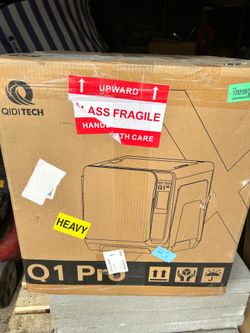 QIDITech Q1 Pro 3-D printer