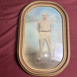 Vintage military portrait in bubble glass frame /antique WWII Soldier