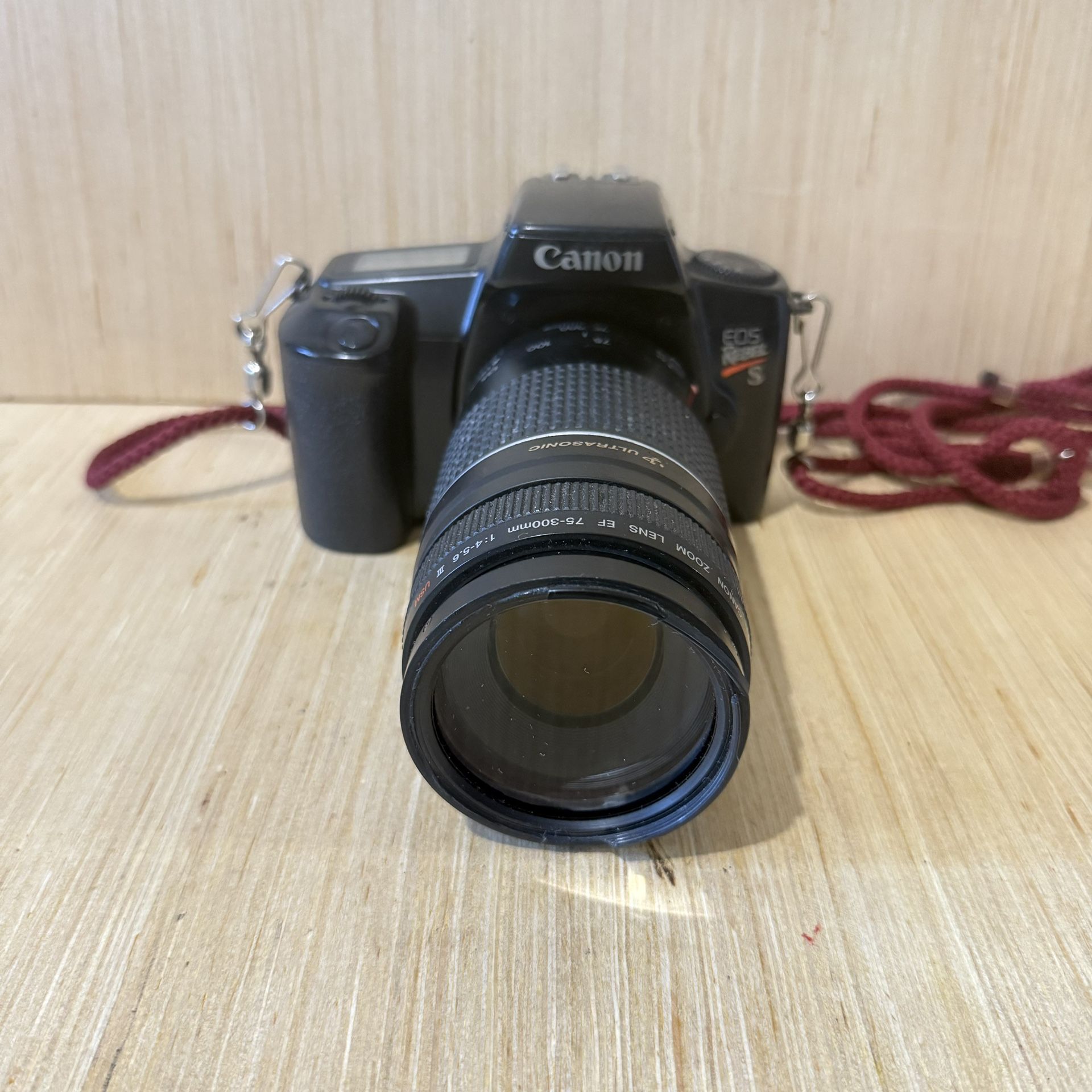 Canon EOS Rebel X S 35mm SLR Film Camera w/75-300mm Lens “UNTESTED”Turns On Read