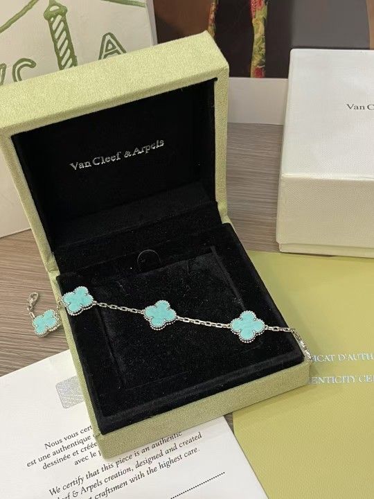Classic four-leaf clover five-flower bracelet