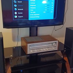 Heavy Duty TV Stand / Entertainment Console 