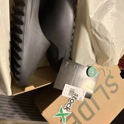 Yeezy Slides