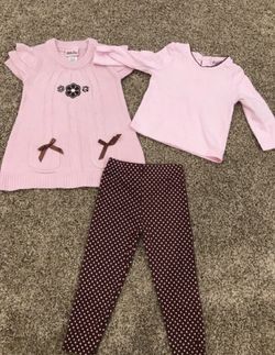 Toddler Girls 24 mth/2T matching sets lot