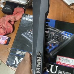 Yamaha MG10XU Mixer