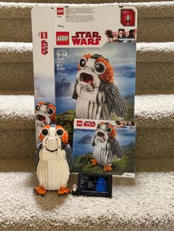 Lego Star Wars PORG 75230 The Last Jedi Complete with Display Stand & Plate