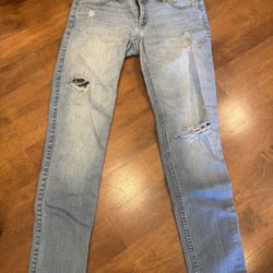 Woman’s Vintage hollister Jeans Shipping Available 
